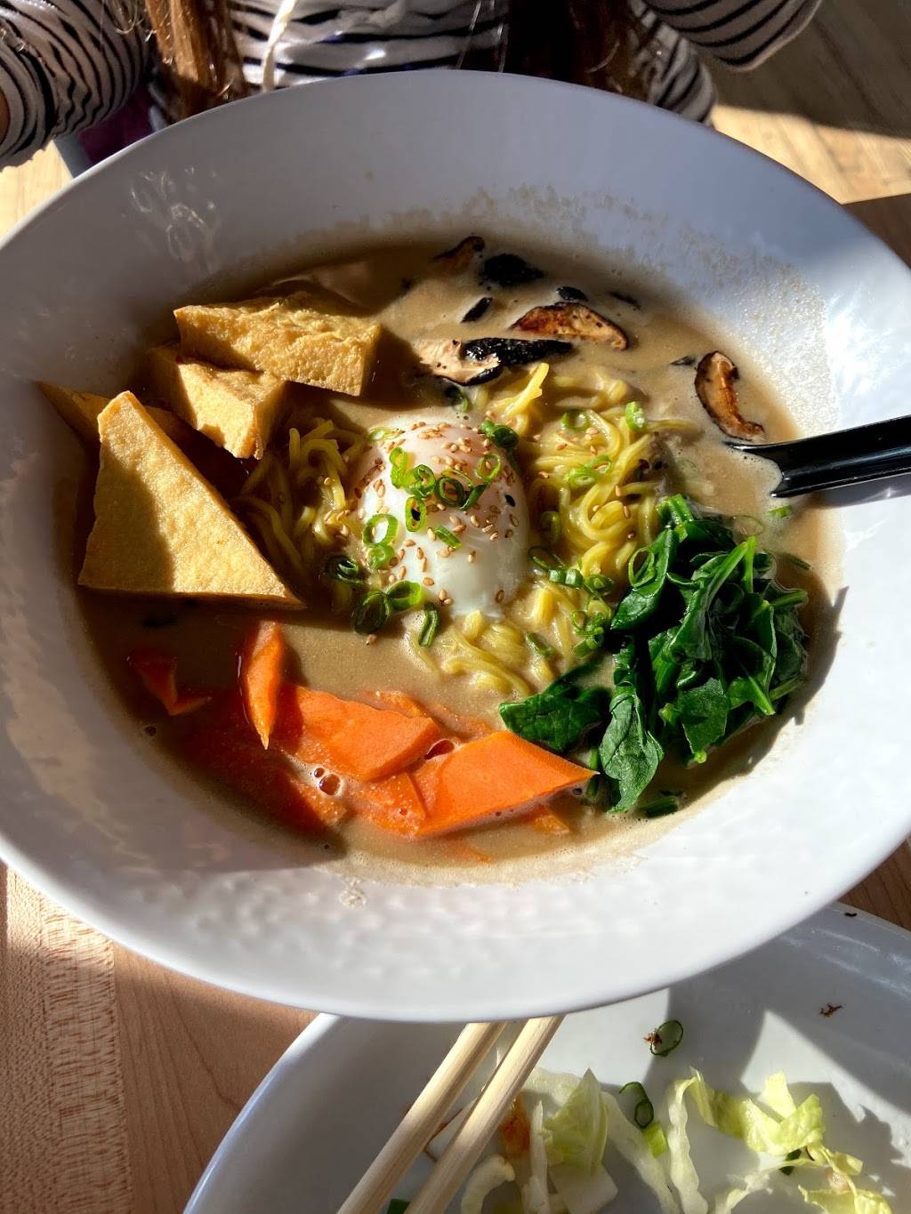 Asuka Ramen & Poke | restaurant | 3103 E Colfax Ave, Denver, CO 80206, USA | 7205506651 OR +1 720-550-6651