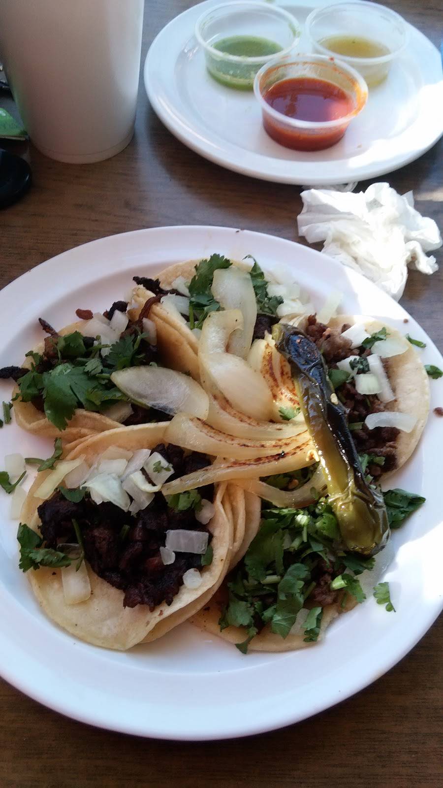 El Taco Loro | restaurant | 1303 N E St, San Bernardino, CA 92405, USA | 9093849665 OR +1 909-384-9665