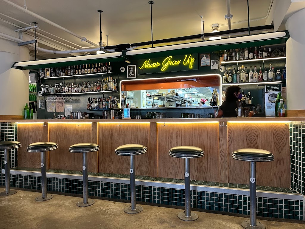 Middle Child Clubhouse | restaurant | 1232 N Front St, Philadelphia, PA 19122, USA | 2678584325 OR +1 267-858-4325