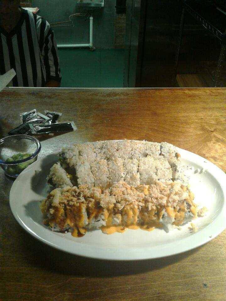 Pin High Sports Bar and Grill | restaurant | 104 E 1st St, El Campo, TX 77437, USA | 9794758100 OR +1 979-475-8100