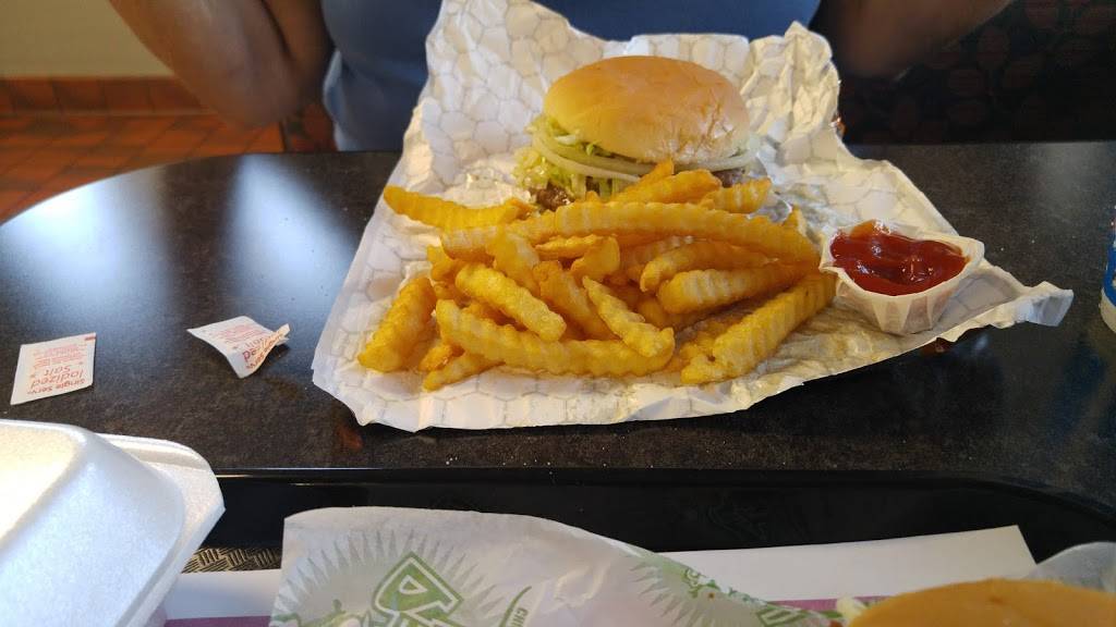 Penguin Point #07- Goshen | restaurant | 601 E Madison St, Goshen, IN 46526, USA | 5745336222 OR +1 574-533-6222