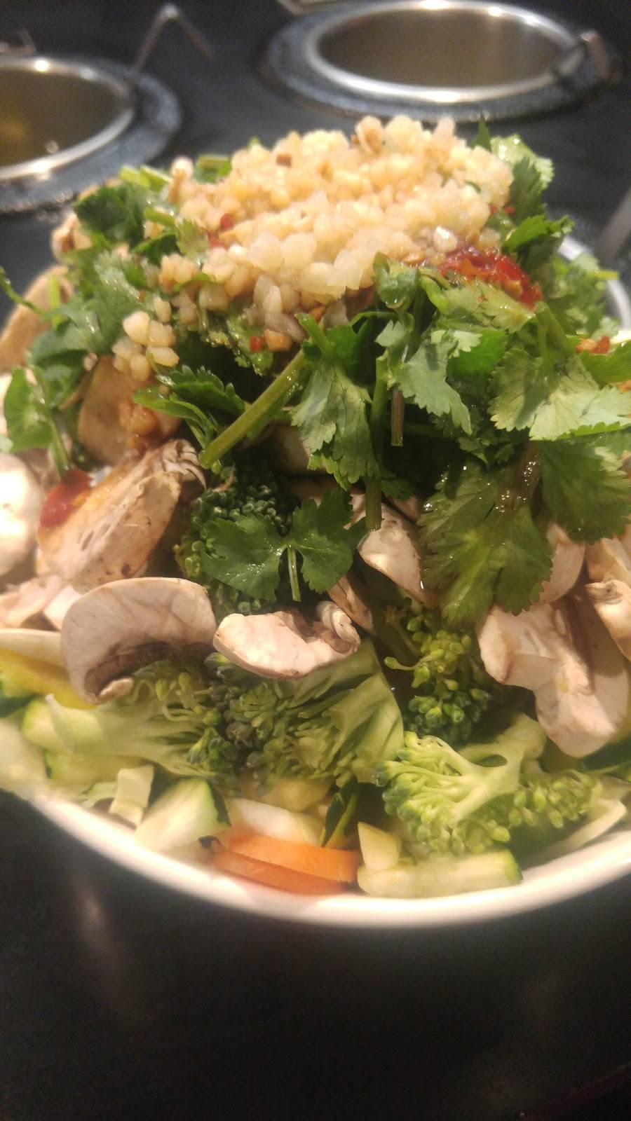 Hulas Chinese Bar-B-Q | restaurant | 2540 Esplanade at, East Ave, Chico, CA 95973, USA | 5303428564 OR +1 530-342-8564