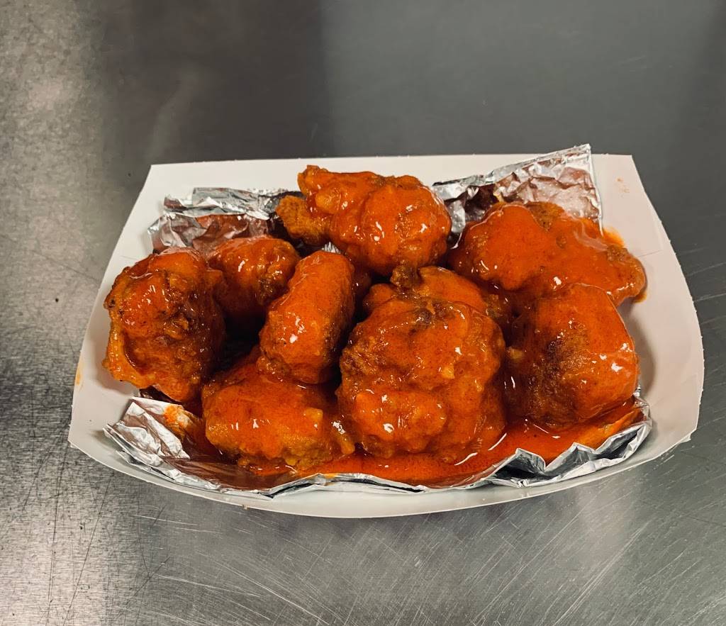 Boars Head Bait & Carry Out | restaurant | 2818 Old State Rte 32, Batavia, OH 45103, USA | 5137241211 OR +1 513-724-1211