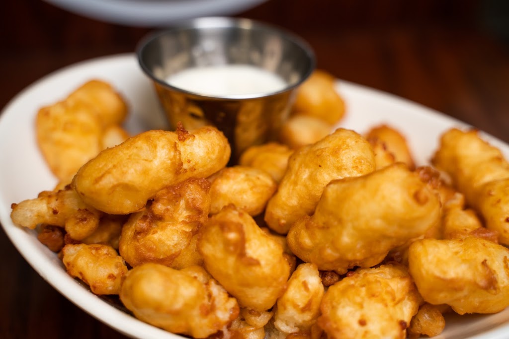 table | restaurant | 575 Cameron Way suite B, North Liberty, IA 52317, USA | 3196652777 OR +1 319-665-2777