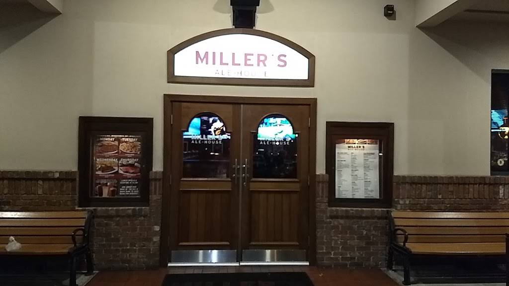 Millers Ale House - Daytona | restaurant | 2610 W International Speedway Blvd, Daytona Beach, FL 32114, USA | 3862552555 OR +1 386-255-2555