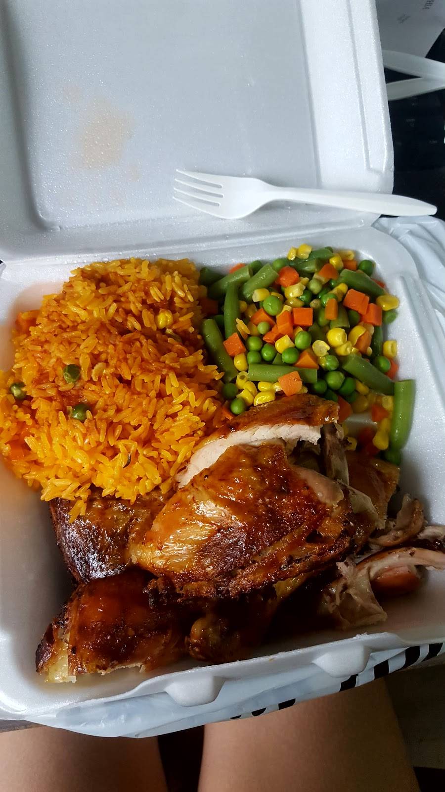 Ovis Place | restaurant | 2925 Avenue H, Brooklyn, NY 11210, USA | 7184211640 OR +1 718-421-1640