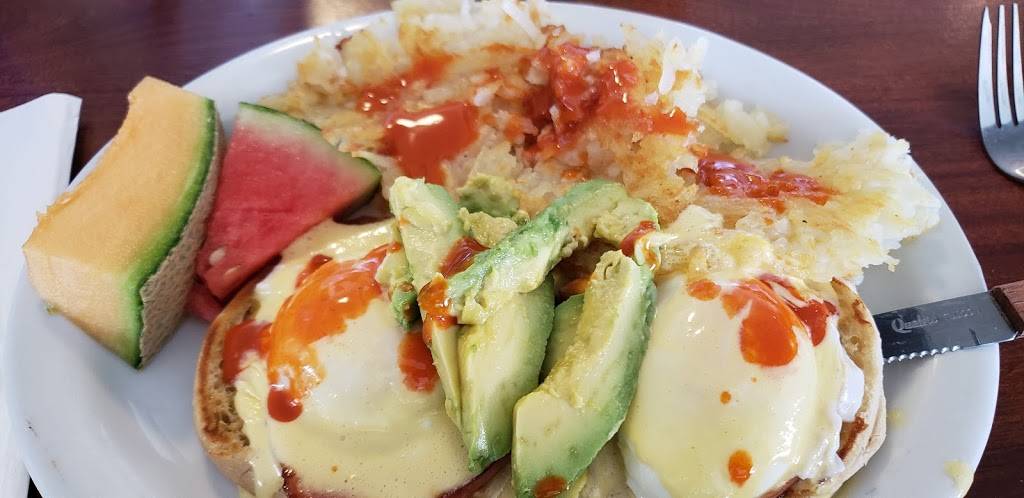 The Small Cafe | restaurant | 5656 E 2nd St, Long Beach, CA 90803, USA | 5624340226 OR +1 562-434-0226