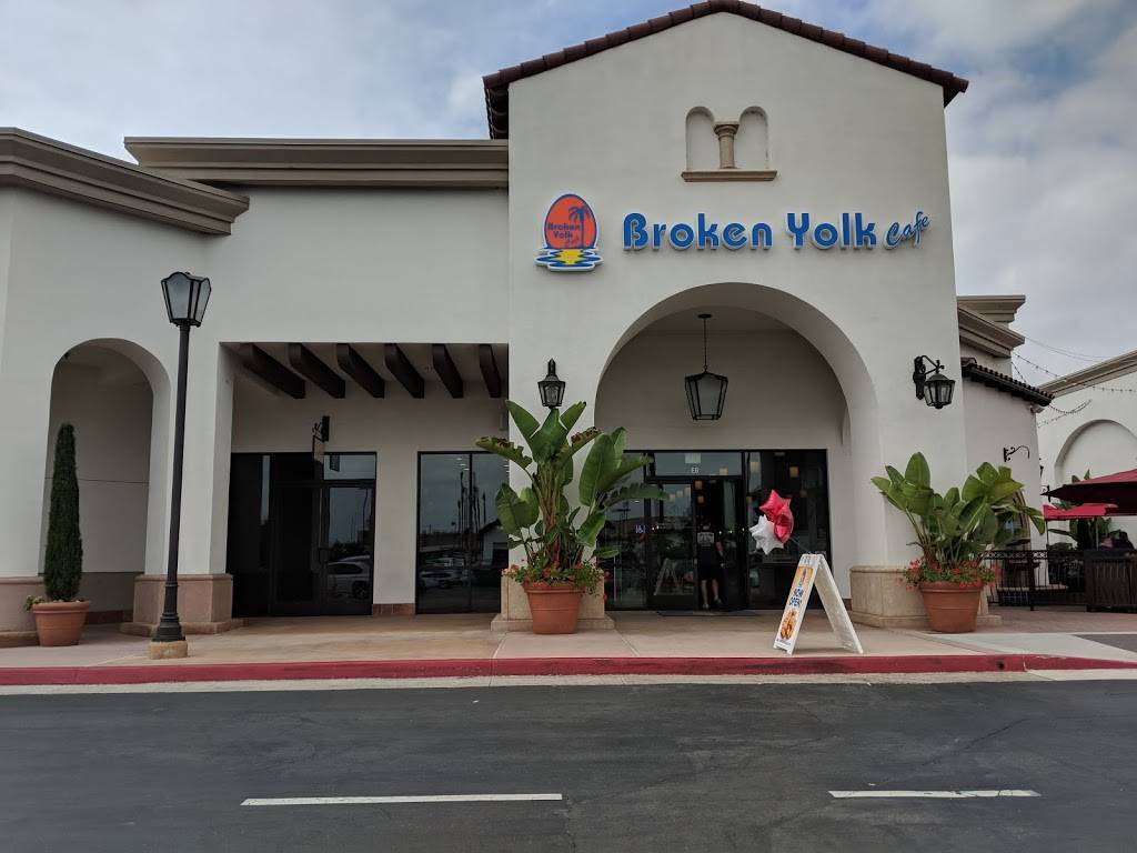 The Broken Yolk cafe | restaurant | 2701 Harbor Blvd, Costa Mesa, CA 92626, USA | 6572316708 OR +1 657-231-6708