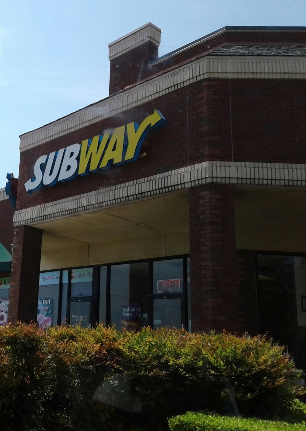 Subway Restaurants | restaurant | 4116 S Carrier Pky Ste 105 Westchester, Market Place, Grand Prairie, TX 75052, USA | 9722370700 OR +1 972-237-0700