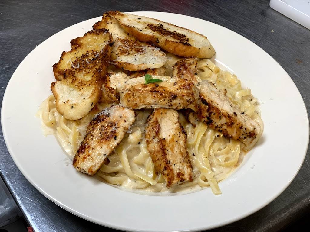 Lombardos Pizzeria & Sports Bar | restaurant | 2190 Whitehall Rd, Muskegon, MI 49445, USA | 2317447507 OR +1 231-744-7507