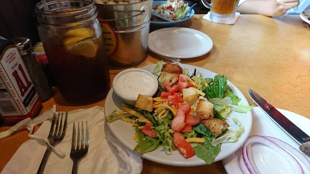 Logans Roadhouse | restaurant | 351 S, Perry Rd, Plainfield, IN 46168, USA | 3178385190 OR +1 317-838-5190