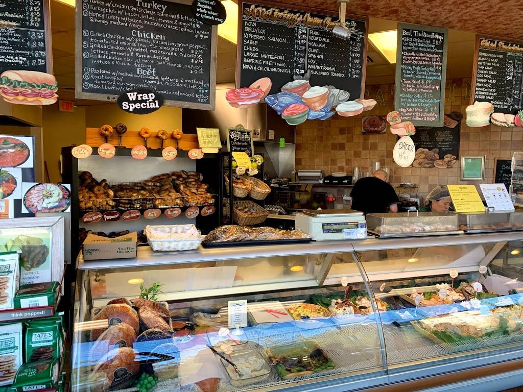 Traditional Bagel Cafe | restaurant | 1279 North Ave, New Rochelle, NY 10804, USA | 9146321045 OR +1 914-632-1045