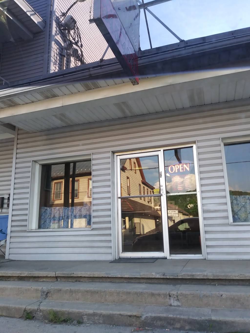 Dos Pizza | restaurant | 1051, 122 S Tulpehocken St, Pine Grove, PA 17963, USA | 5703454041 OR +1 570-345-4041