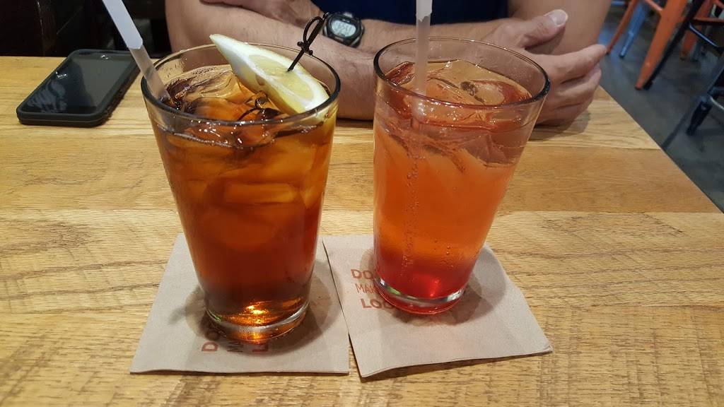 Applebees Grill + Bar | restaurant | 91-5431 Kapolei Pkwy #113, Kapolei, HI 96707, USA | 8086702562 OR +1 808-670-2562