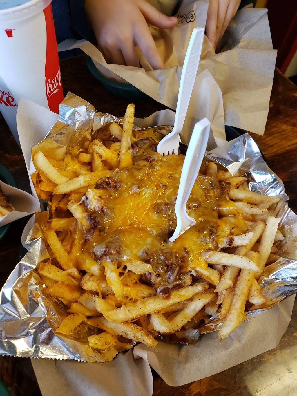 Tommys Burger Stop | restaurant | 1106 W 29th Pl, Anchorage, AK 99503, USA | 9075615696 OR +1 907-561-5696