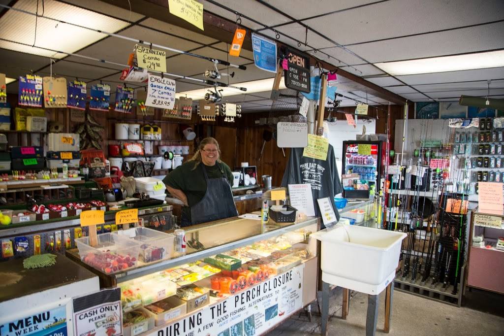 Park Bait Co | restaurant | 600 W Montrose Ave, Chicago, IL 60613, USA | 7732712838 OR +1 773-271-2838