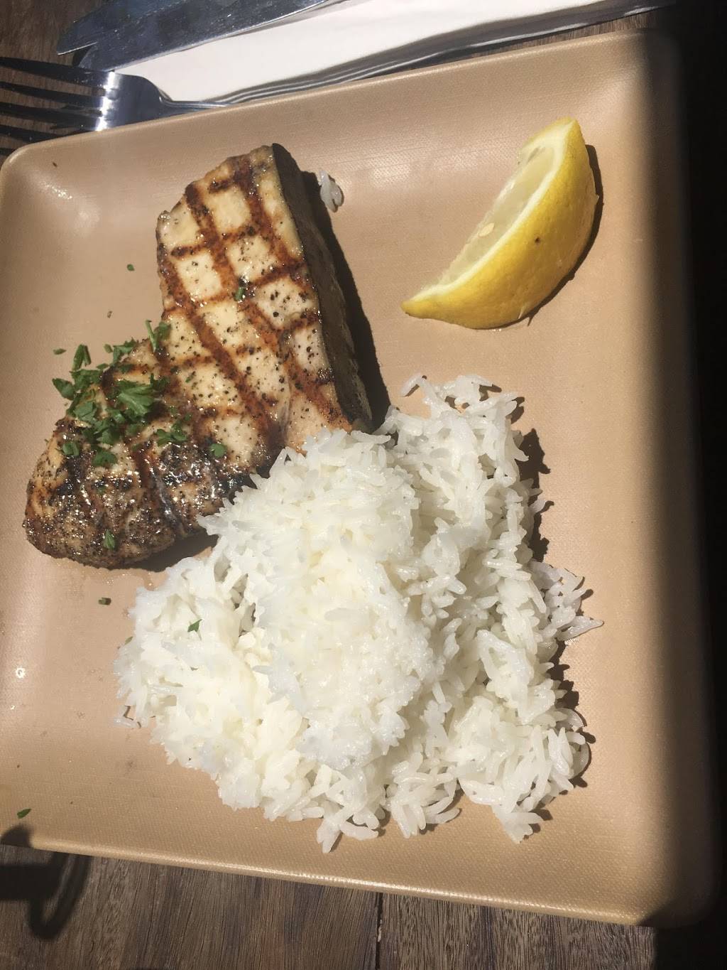 Point Loma Fish Shop | restaurant | 1110 Rosecrans St ste 100, San Diego, CA 92106, USA | 6197567778 OR +1 619-756-7778