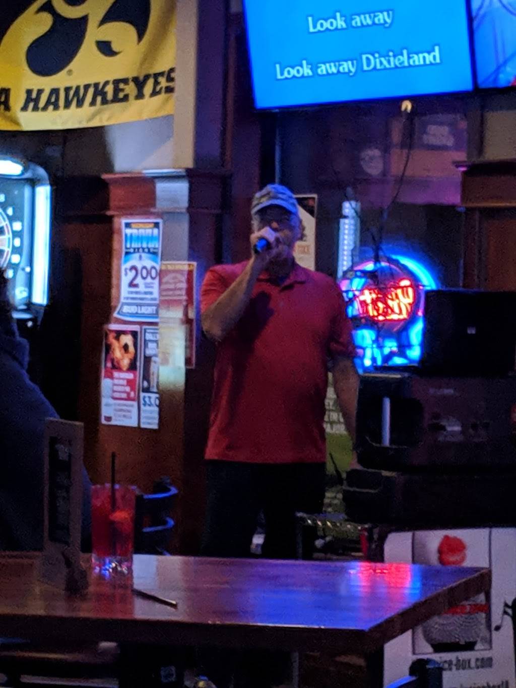 Cabaret Sports Bar & Grille | restaurant | 2785 N Ankeny Blvd, Ankeny, IA 50023, USA | 5159655481 OR +1 515-965-5481