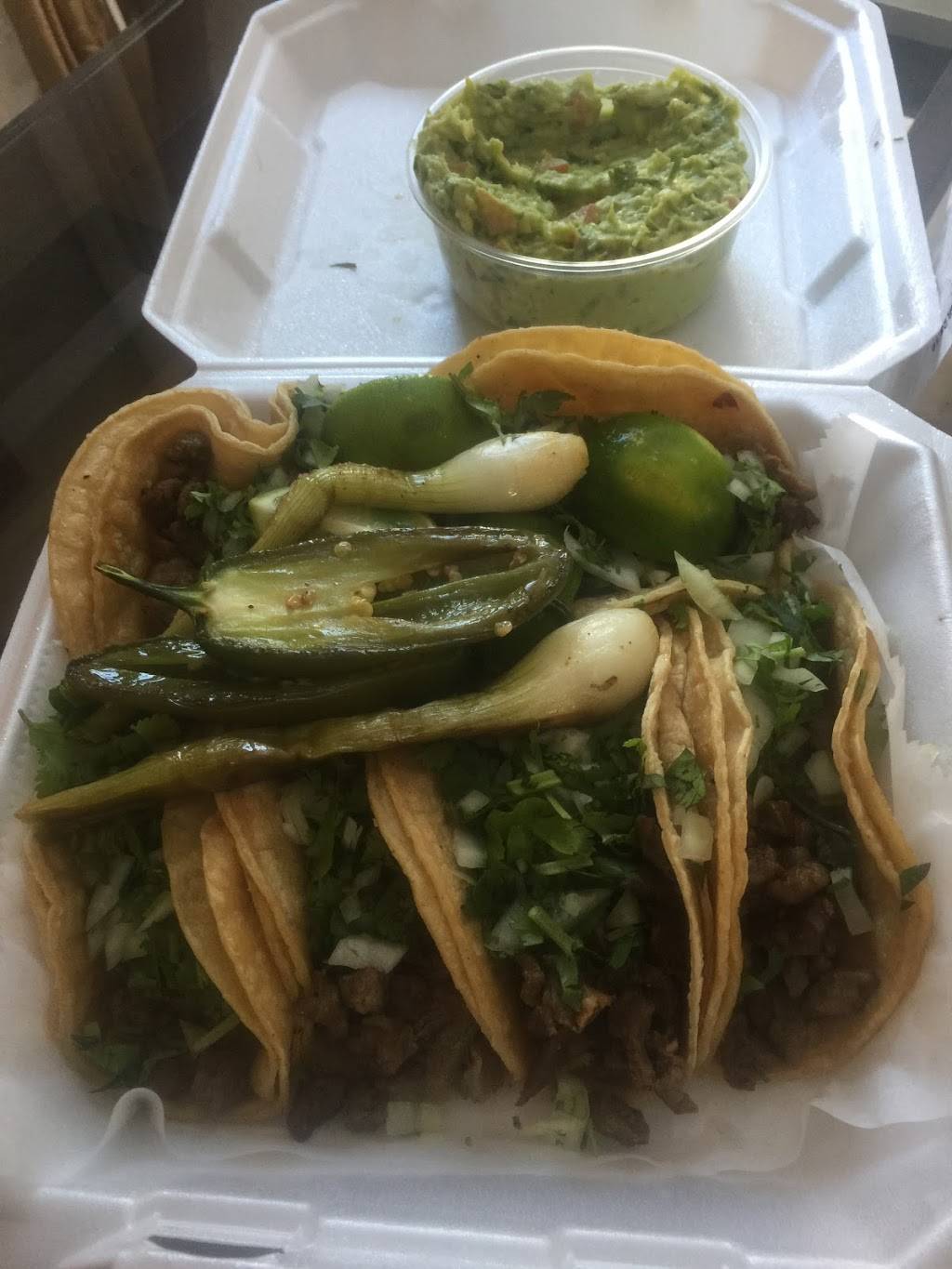 Mexican Grill Los Magueyes | restaurant | 7221 State Park Rd, Fox Lake, IL 60020, USA | 8155810169 OR +1 815-581-0169