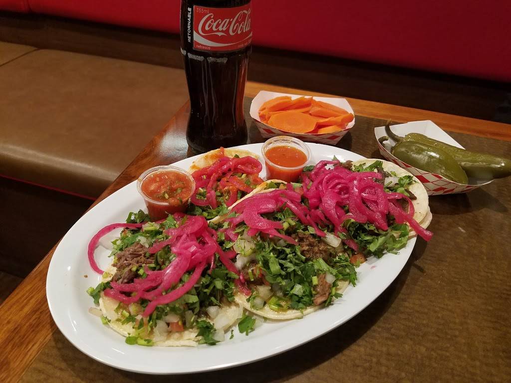 Sahuaros Taco Shop | restaurant | 2828 S Country Club Dr, Mesa, AZ 85210, USA | 4809265918 OR +1 480-926-5918