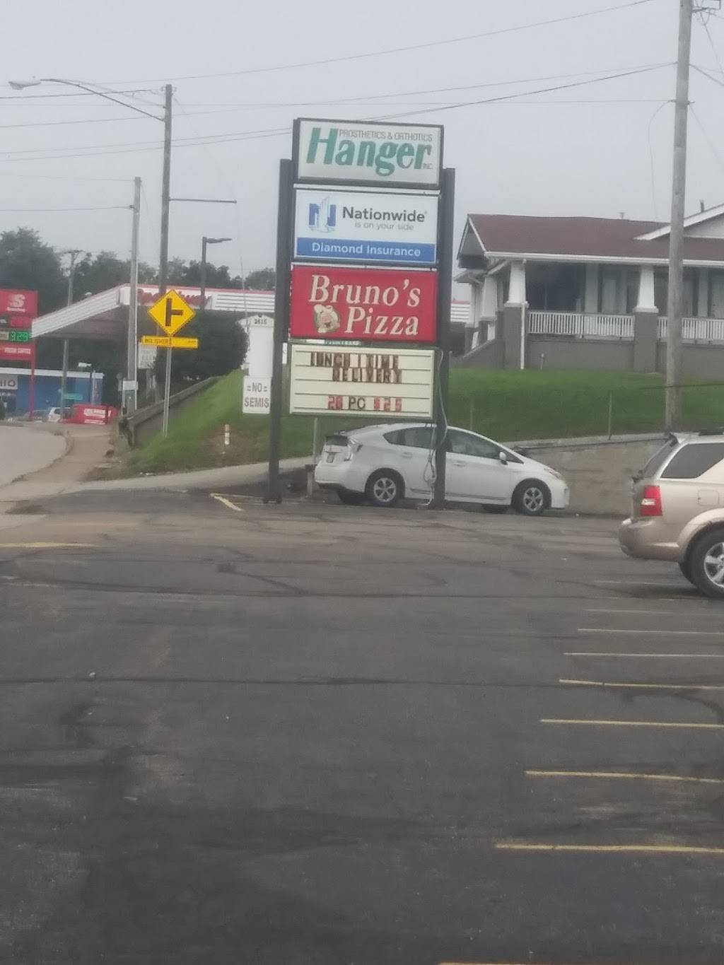 Brunos Pizza | restaurant | 2605 Sunset Blvd, Steubenville, OH 43952, USA | 7402661800 OR +1 740-266-1800