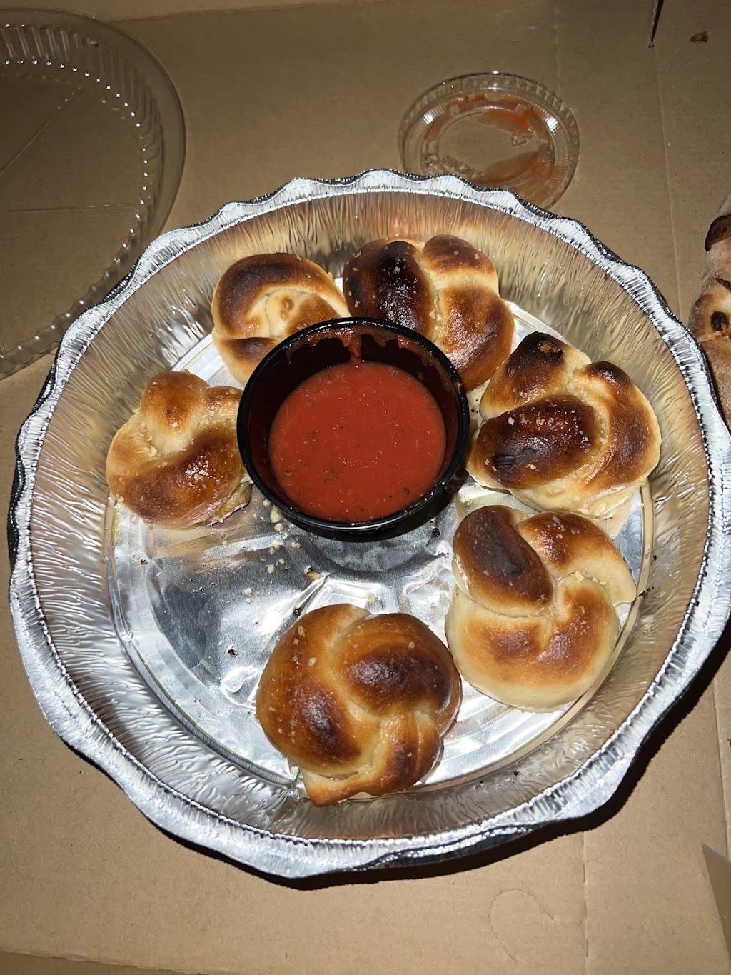 Alba Pizza & Cafe | restaurant | 650 Mandalay Ave, Clearwater Beach, FL 33767, USA | 7274472020 OR +1 727-447-2020