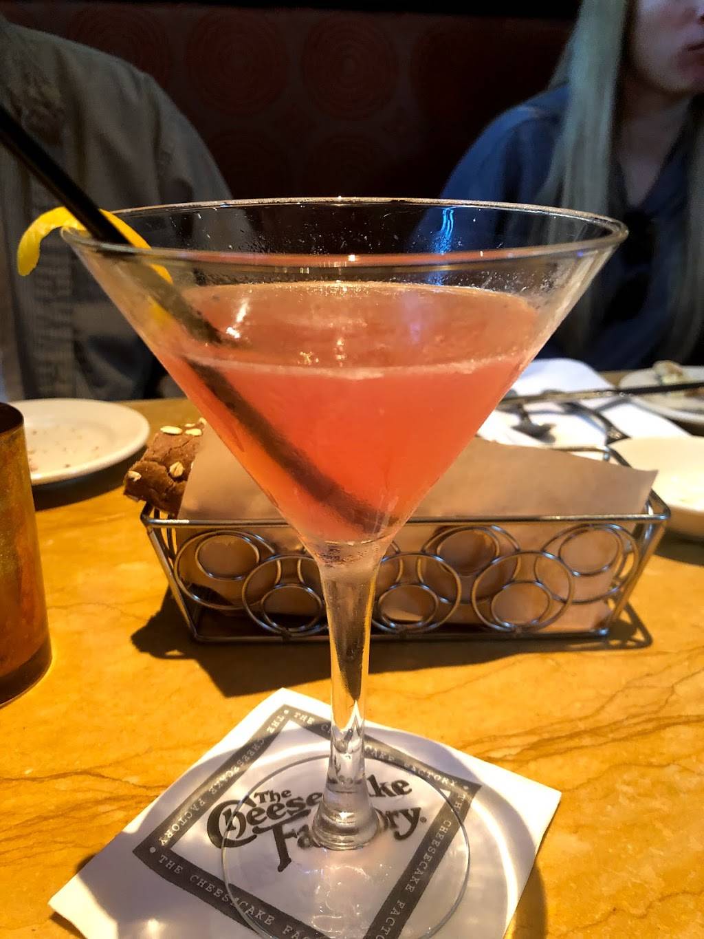 The Cheesecake Factory | restaurant | 10260 Mid Town Pkwy, Jacksonville, FL 32246, USA | 9049989511 OR +1 904-998-9511