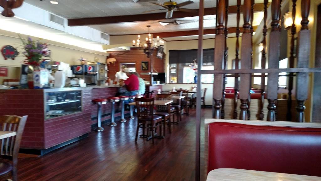 Old Skygusta Tavern | restaurant | 3035 S Crater Rd, Petersburg, VA 23805, USA | 8045185089 OR +1 804-518-5089