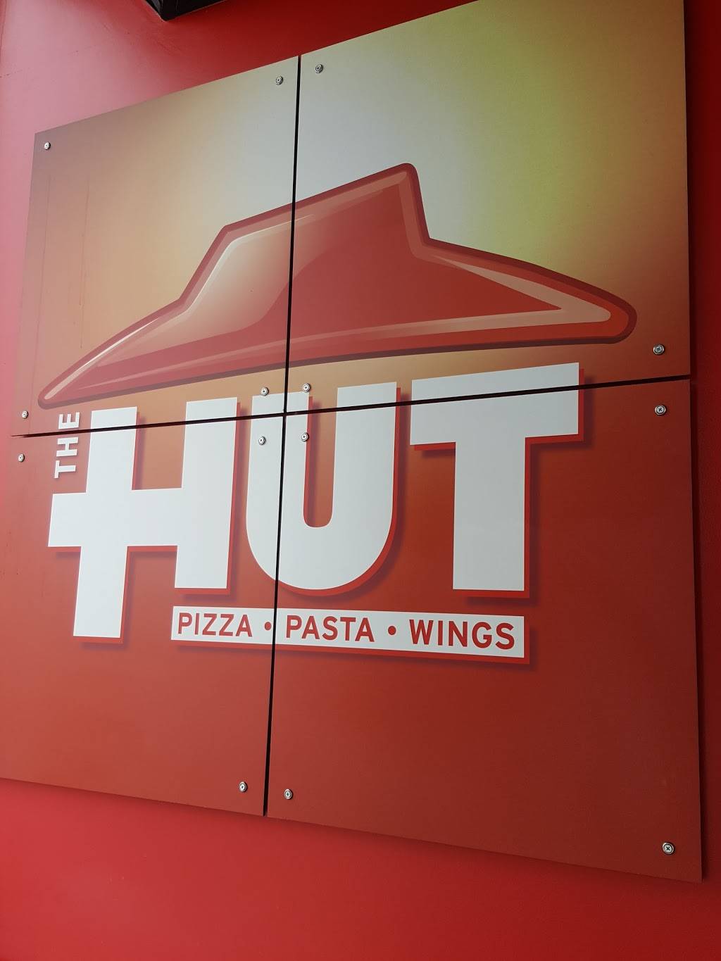 Pizza Hut | restaurant | 12217 Santa Monica Blvd, Los Angeles, CA 90025, USA | 3102077748 OR +1 310-207-7748