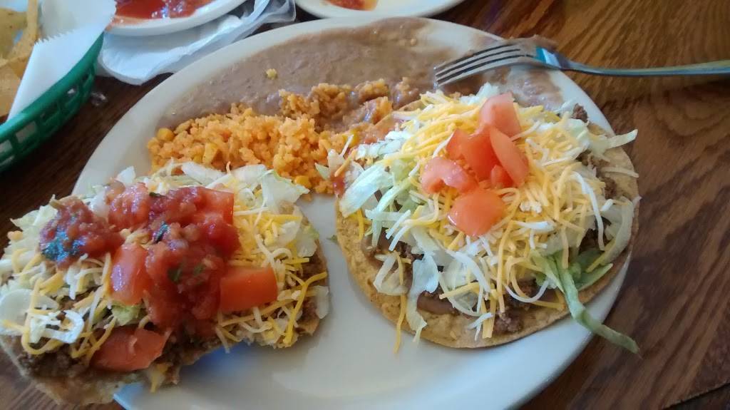 Fernandos | restaurant | 24129 Front St, Grand Rapids, OH 43522, USA | 4198321503 OR +1 419-832-1503