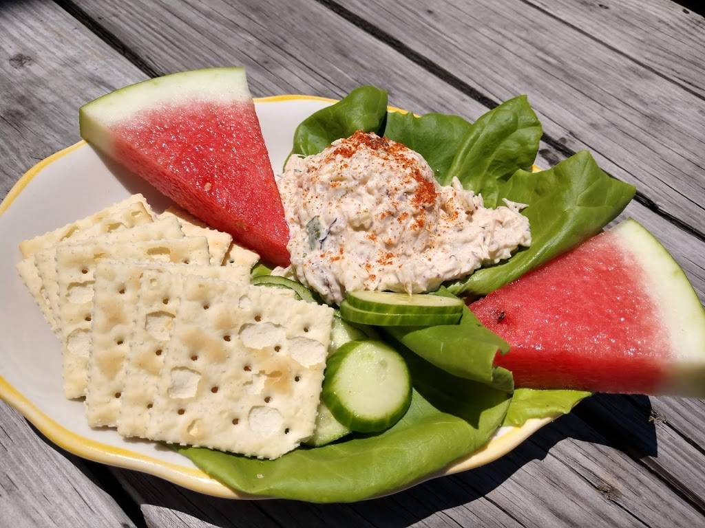 The Glass Onion | restaurant | 1219 Savannah Hwy, Charleston, SC 29407, USA | 8432251717 OR +1 843-225-1717