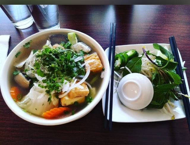 Uptown Pho | restaurant | 1010 W Argyle St, Chicago, IL 60640, USA | 7738788820 OR +1 773-878-8820
