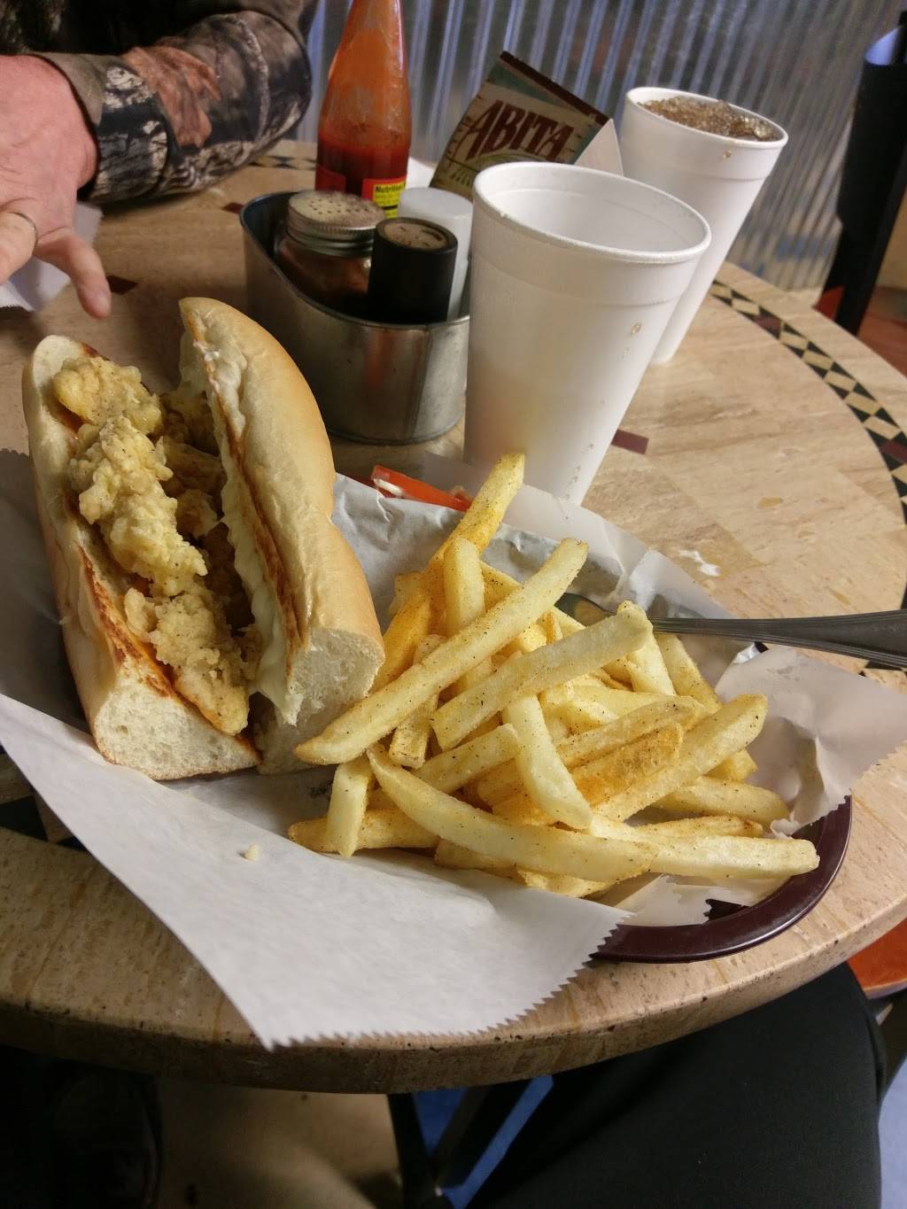 Cajuns Cafe | restaurant | 12565 National Rd SW, Etna, OH 43018, USA | 7409274414 OR +1 740-927-4414