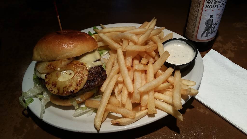 Bob’s Burgers & Brew | restaurant | 15706 Meridian E, Puyallup, WA 98375, USA | 2532680496 OR +1 253-268-0496