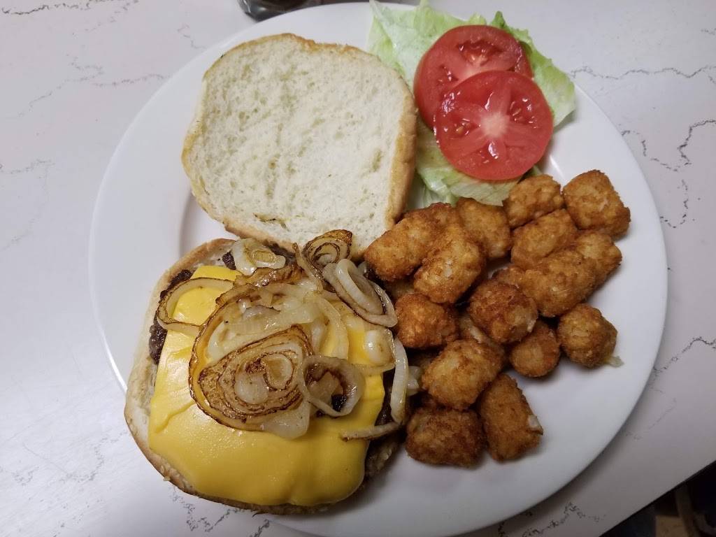 West Main Luncheonette | restaurant | 13 W Main St, Bergenfield, NJ 07621, USA | 2013879849 OR +1 201-387-9849