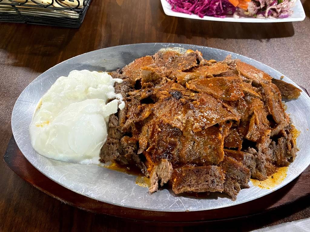 Istanbul Mediterranean Grill & Market | restaurant | 8896 N Florida Ave, Tampa, FL 33604, USA | 8133746994 OR +1 813-374-6994