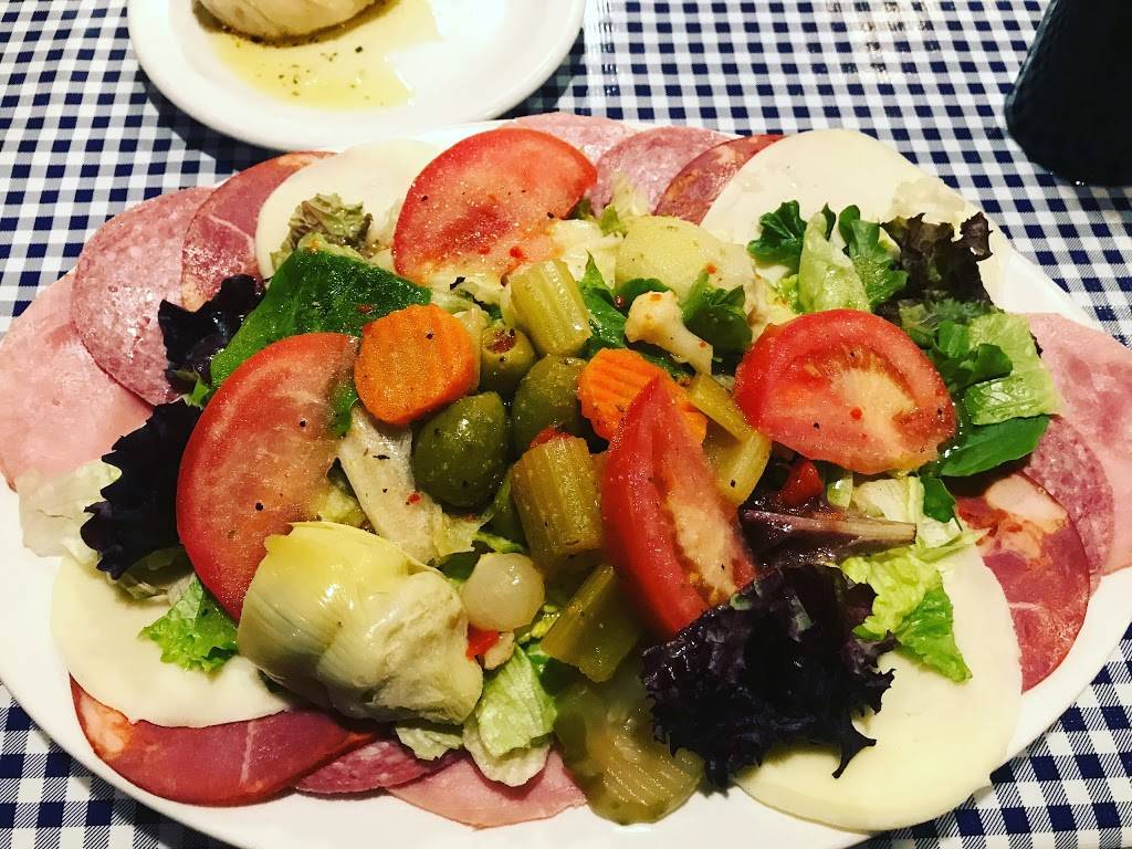 Gio-Joes Pizzeria | restaurant | 8900 S, US-1, Port St. Lucie, FL 34952, USA | 7728772176 OR +1 772-877-2176