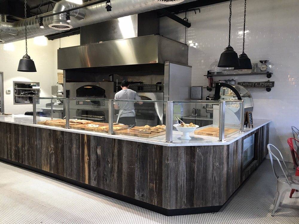 tallucis pizzeria | restaurant | 1249 Melville Rd, Farmingdale, NY 11735, USA | 6313909684 OR +1 631-390-9684