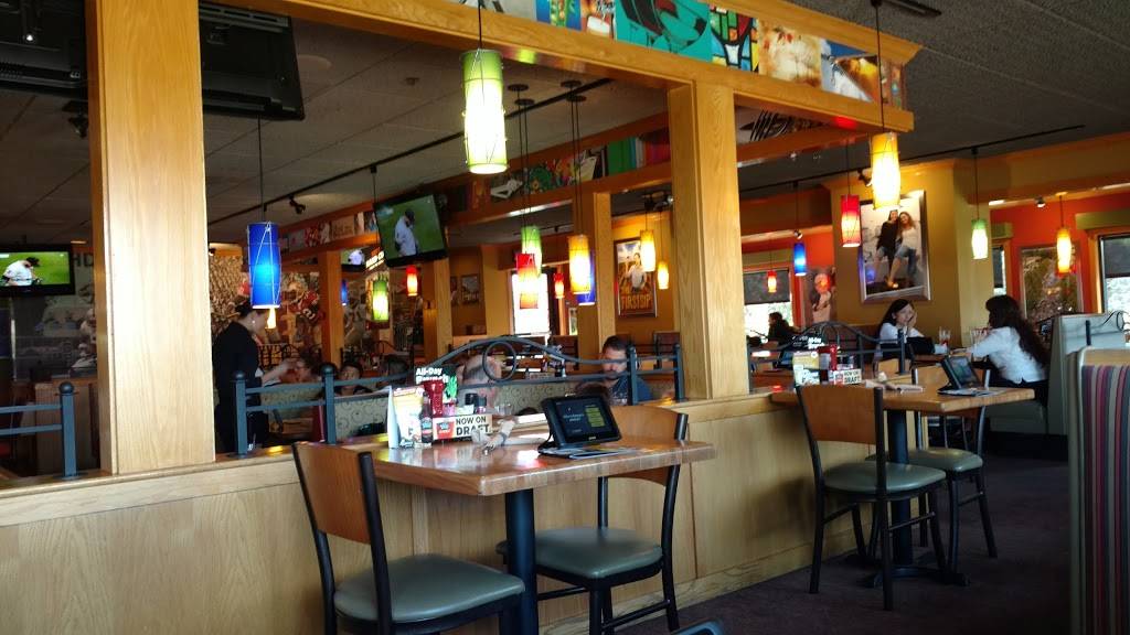Applebees Grill + Bar | restaurant | 2442 W Kettleman Ln, Lodi, CA 95242, USA | 2093696657 OR +1 209-369-6657