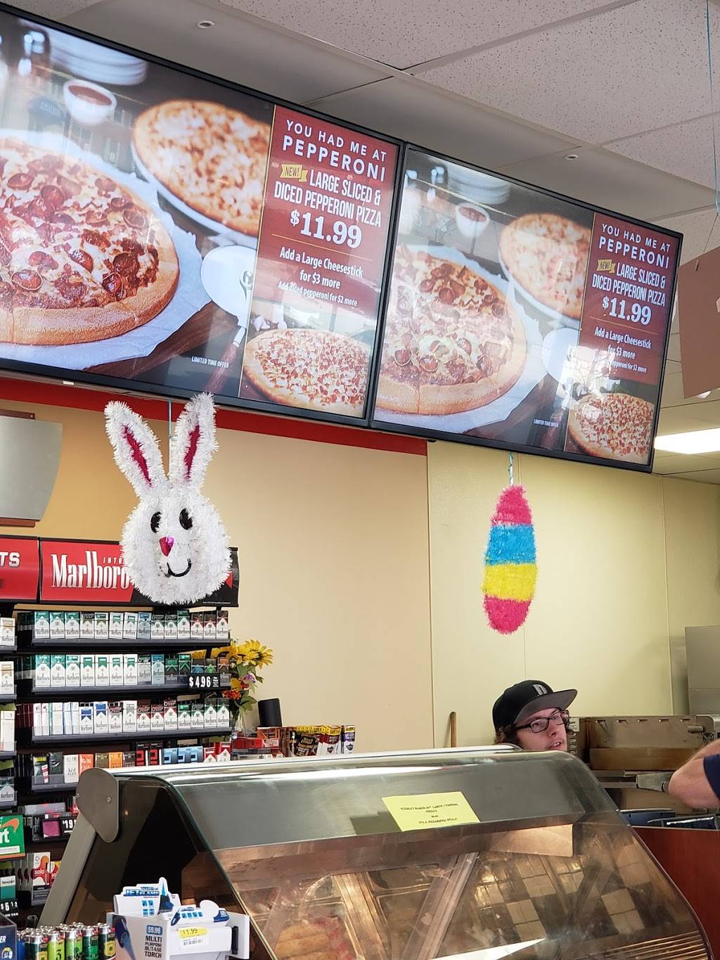 Godfathers Pizza Express | meal takeaway | 6903 Blue Ridge Blvd, Raytown, MO 64133, USA | 8163588262 OR +1 816-358-8262