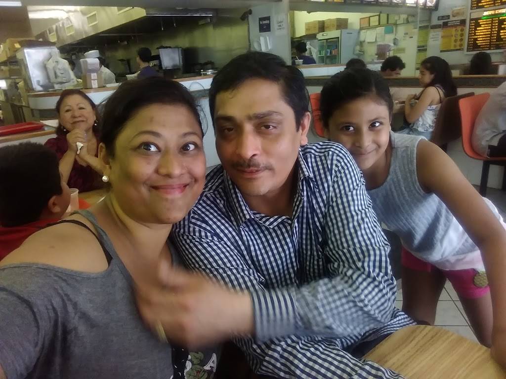 Shiny House | restaurant | 214-17 Jamaica Ave, Queens Village, NY 11428, USA | 7184644248 OR +1 718-464-4248