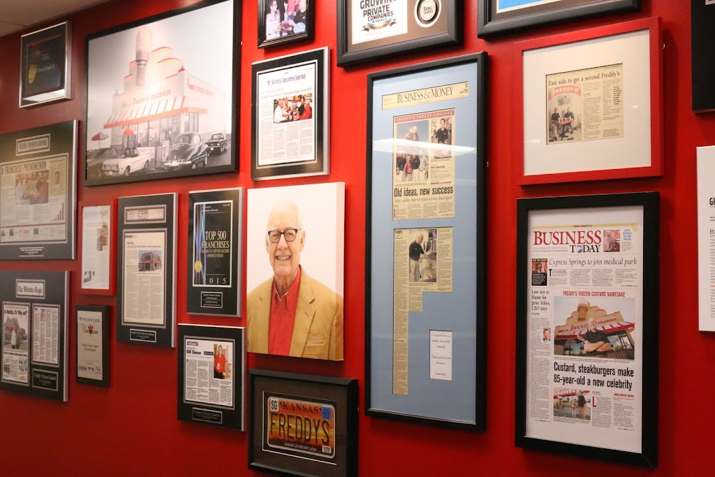 Freddys Frozen Custard - HQ | restaurant | 260 N Rock Rd, Wichita, KS 67206, USA | 3167197800 OR +1 316-719-7800