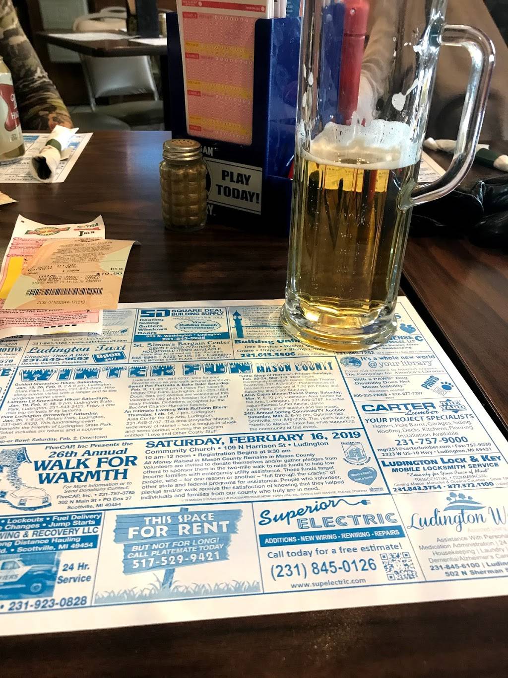 Delaneys | restaurant | 4108 E Main St, Fountain, MI 49410, USA | 2314623636 OR +1 231-462-3636