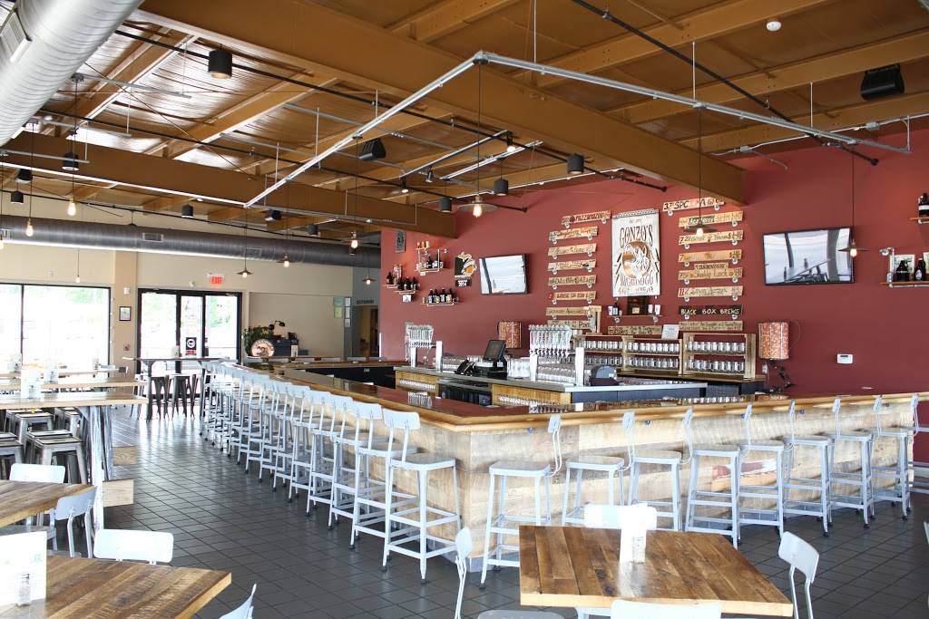 Saugatuck Brewing Co. - Kalamazoo | restaurant | 140 S Westnedge Ave, Kalamazoo, MI 49007, USA | 2693822739 OR +1 269-382-2739