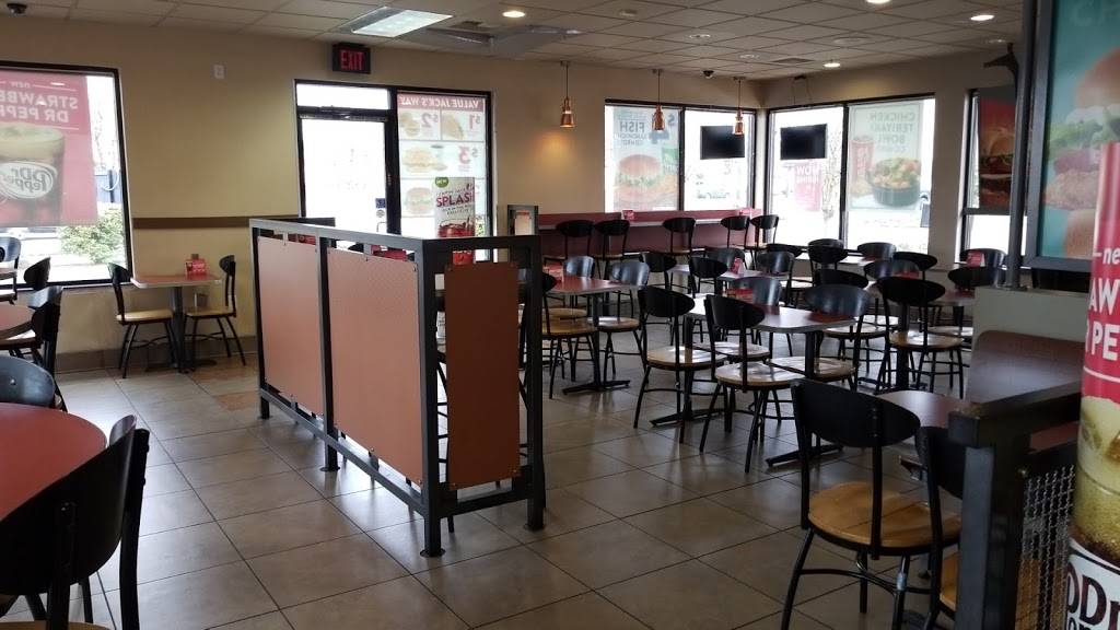 Jack in the Box | restaurant | 4175 Main St, Springfield, OR 97478, USA | 5417363861 OR +1 541-736-3861