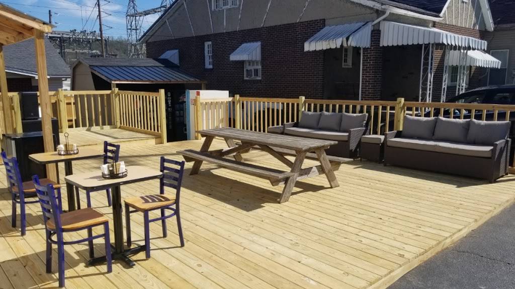 Bubbys Bar & Grille | restaurant | 603 Forest Ave, Maysville, KY 41056, USA | 6064073705 OR +1 606-407-3705