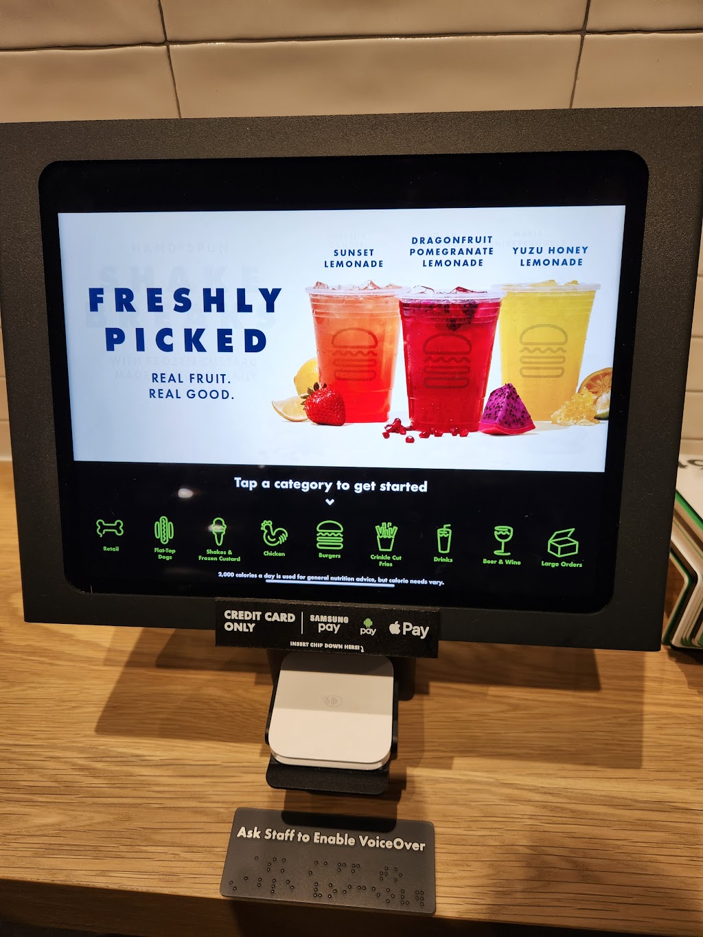 Shake Shack Pike 7 | restaurant | 8361A Leesburg Pike, Vienna, VA 22182, USA | 5716684307 OR +1 571-668-4307