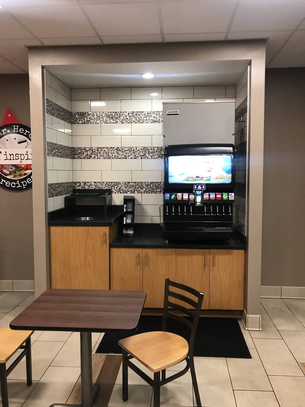 Mr. Hero | meal takeaway | 13464 Euclid Ave, East Cleveland, OH 44112, USA | 2168340702 OR +1 216-834-0702