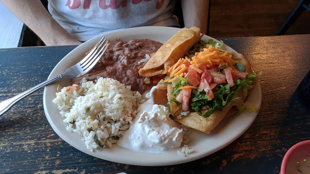 La Cocina de Consuelo | restaurant | 4516 Burnet Rd, Austin, TX 78756, USA | 5125244740 OR +1 512-524-4740