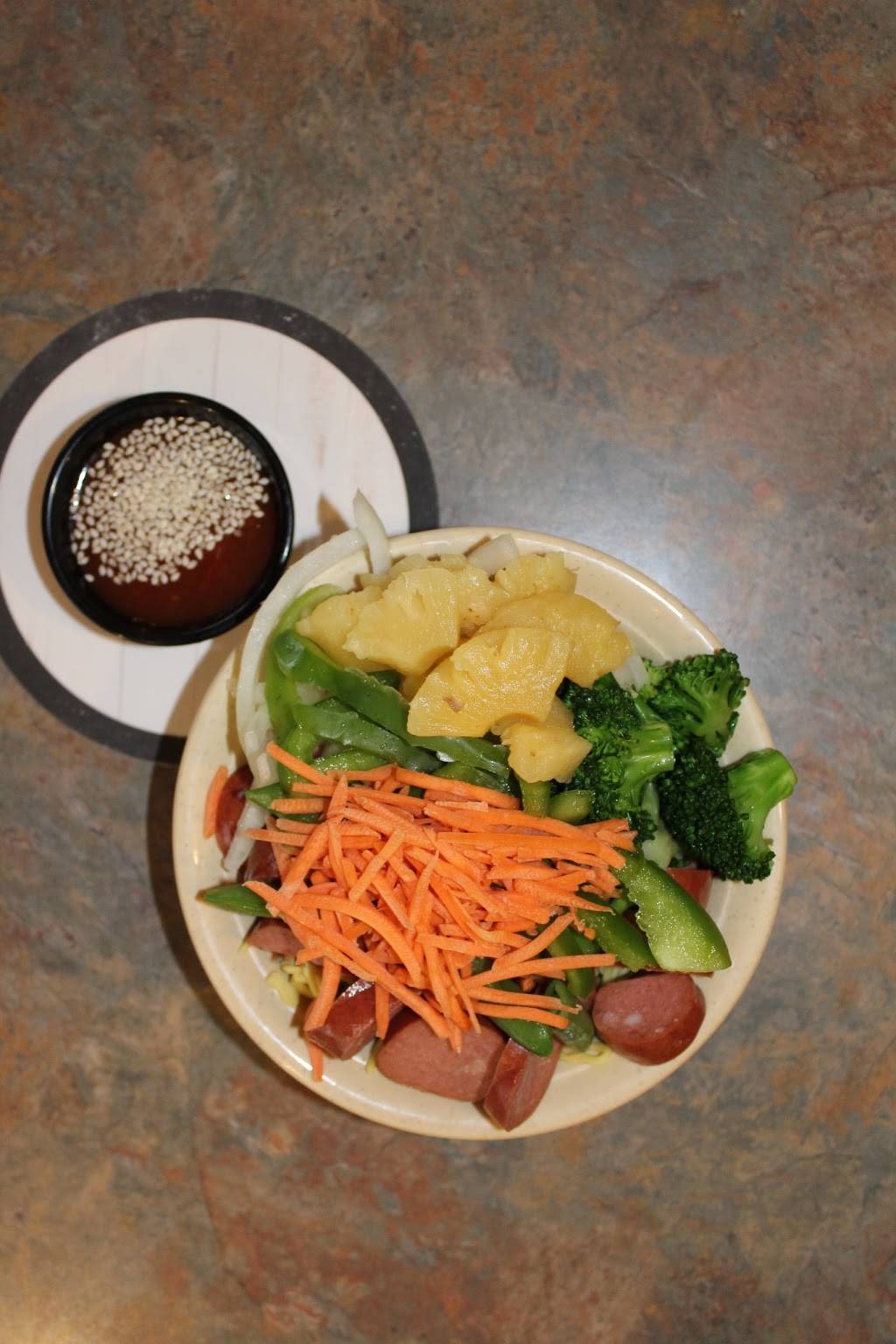 bds Mongolian Grill | restaurant | 43155 Main St #200, Novi, MI 48375, USA | 2487351900 OR +1 248-735-1900